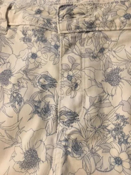 Croft and Barrow capris - Picture 1 of 3